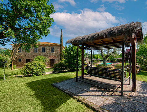 villa con piscina in toscana per affitto turistico per gruppi